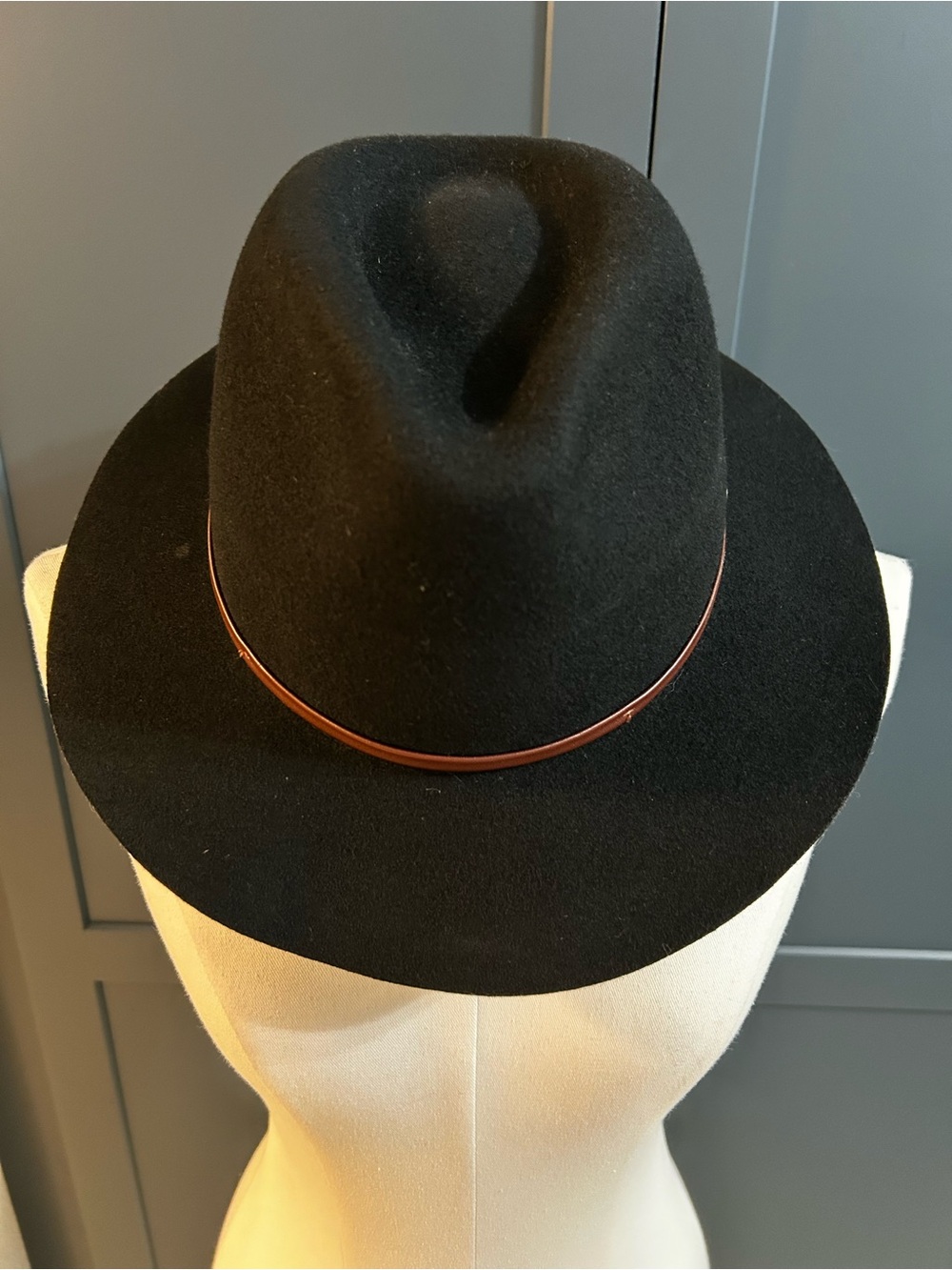 Grace Eleyae - Classic Black 100% Wool Fedora with Brown Band - Picture 3 of 5